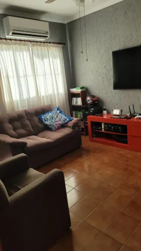 CASA À VENDA NO BAIRRO SANTA GERTRUDES - JUNDIAÍ/SP