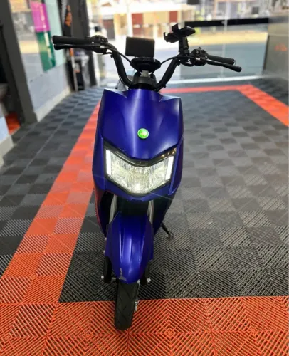 Vendo scooter elétrica 