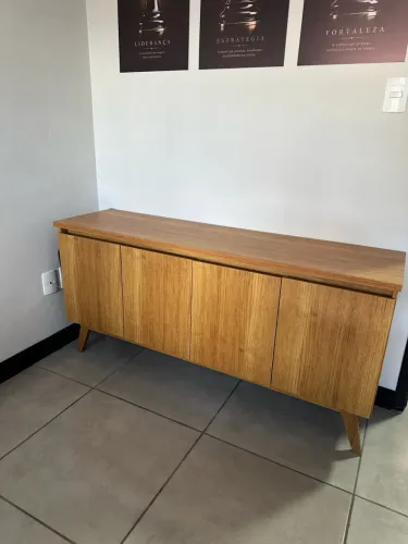 Aparador Buffet de Madeira Retrô
