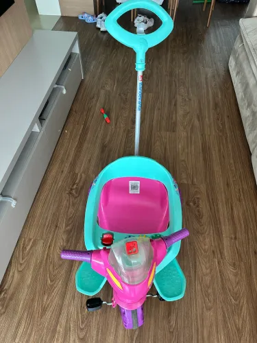 Motoca infantil menina