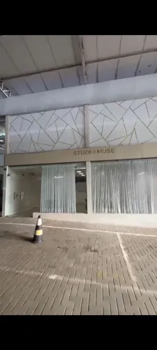 Ponto Comercial 160m2.. em Galerry. Vieiralves.