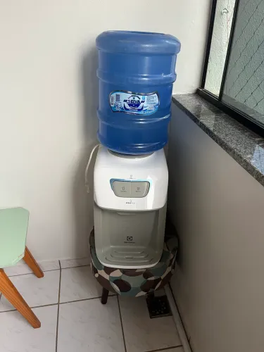 Filtro com galão - Bebedouro de Água Electrolux
