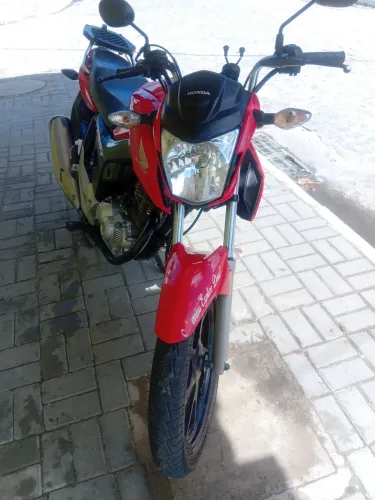 Moto Fan 160 2023