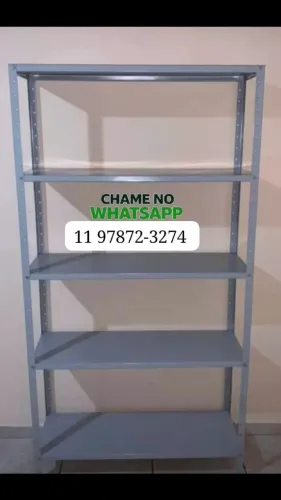 Estante em aço 