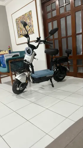 Scooter conduzza