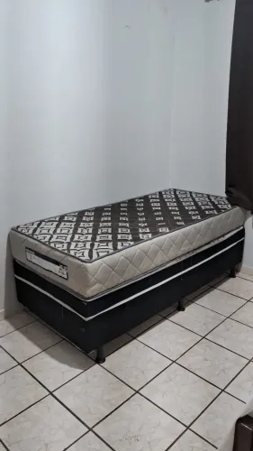 Cama Ortobom seminova 6 meses de garantia