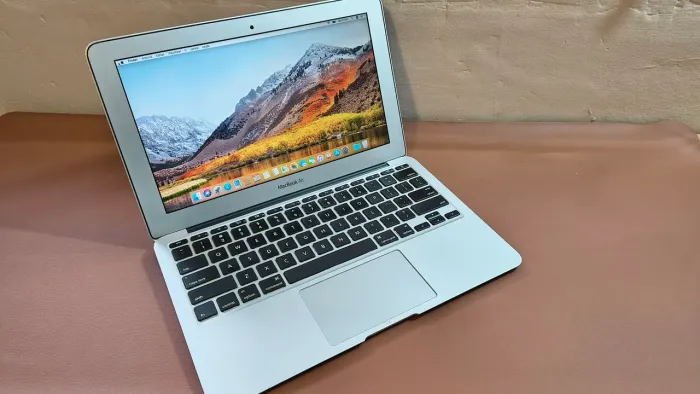 Macbook Air 11 core i5 