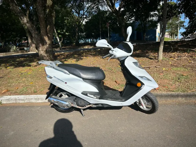 SUZUKI BURGMAN 125i 2013 