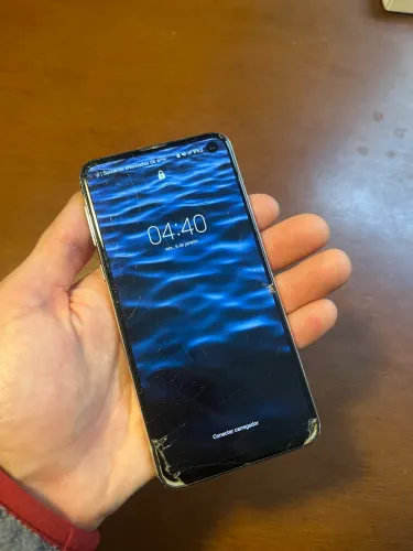 Samsung S10e