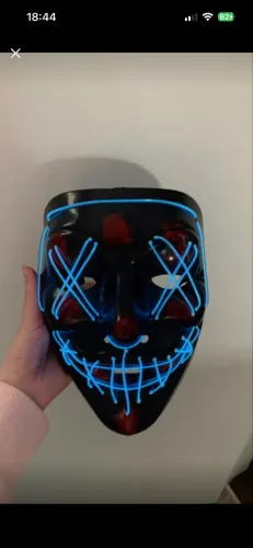 Máscara de Led Uma Noite de Crime