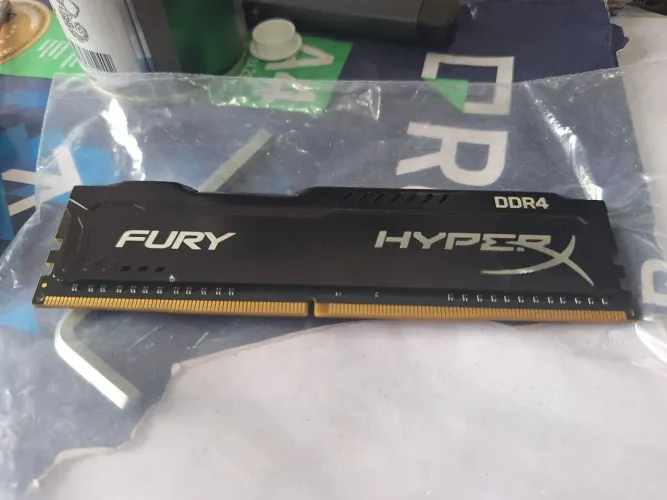 Memória ram Kingston 8gb DDR4(2400)
