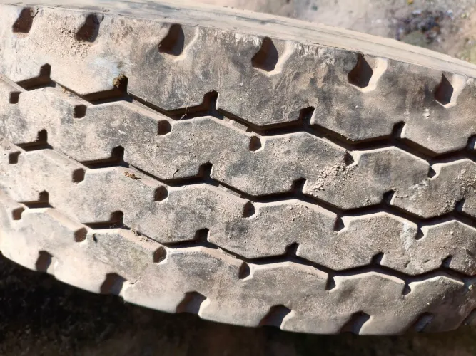 Roda 10 furos.  275/80/22.5 até 18x <br>