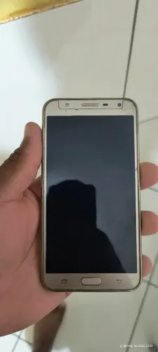 Samsung J7 neo