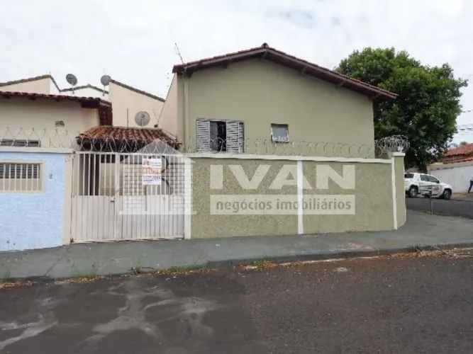 Casa para locação bairro Jardim Patricia