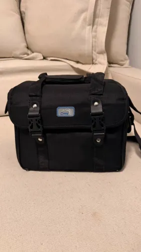 Mochila para câmeras fotograficas, lentes, flashs e acessórios com compartimentos e bolsos