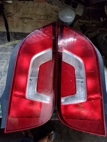 Par De Lanterna Traseira Esq/ Dir Original Vw Up