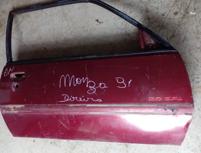 Porta direita GM monza 2 portas valor  200 reais