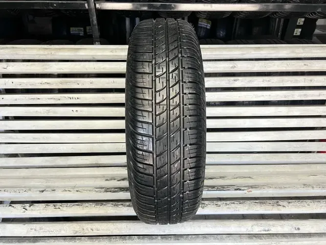 Pneu 175/65/15 Pirelli Cinturato P4 (Excelente de borracha) R$330,00