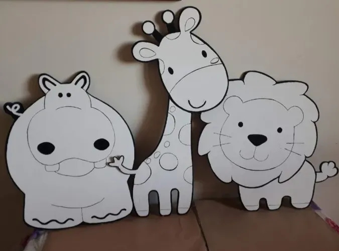 Safari em mdf e nicho redondo de parede