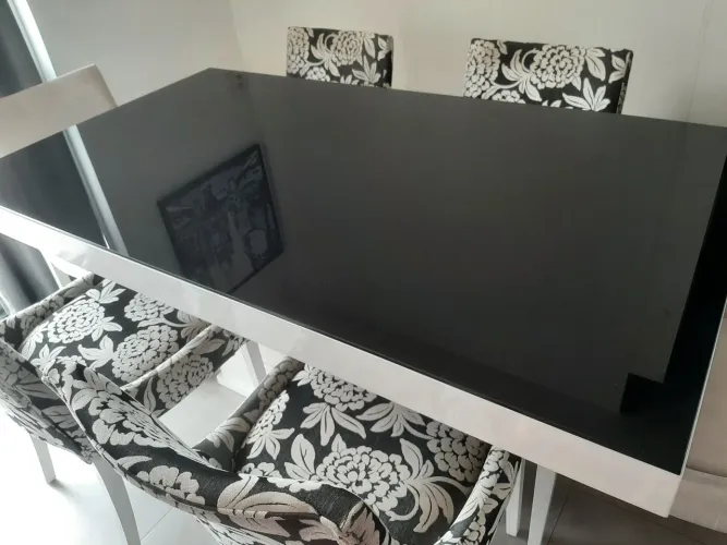 Mesa de Jantar em laca branca