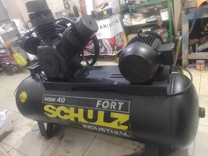 Compressor 40 pés 425l schulz