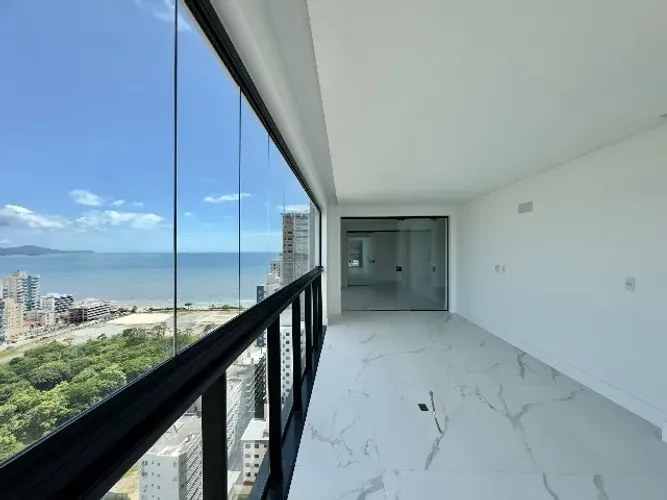 Apartamento Quadra MAR Doha Tower - Magnifico com Vista MAR 04 Suítes - Meia Praia Itapema