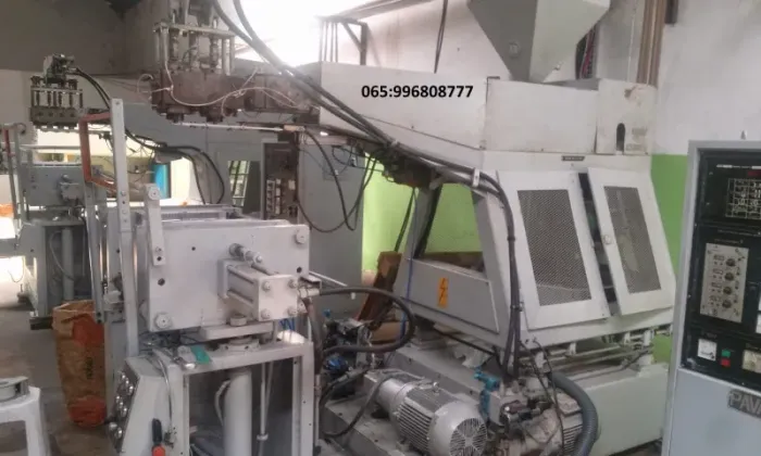 MAQUINA PARA FABRICAÇÃO DE GARRAFAS