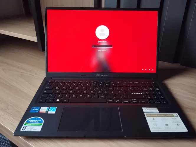 Vendo Notebook Asus Vivobook 15X OLED - Core i7 (16GB RAM / 512GB SSD)