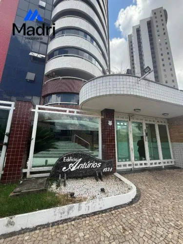 Apartamento no Edifício Antúrios