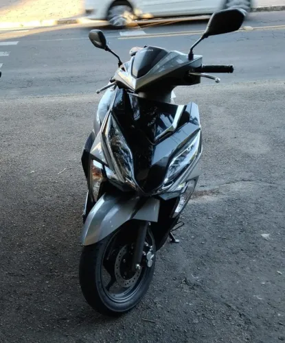 Honda elite 125, igual a zero