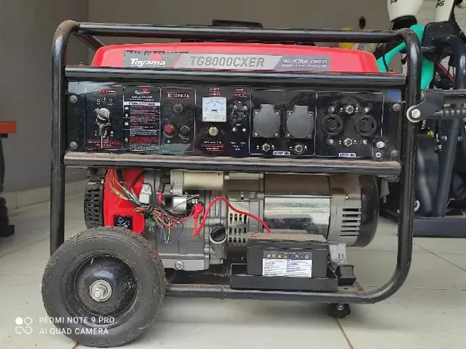 GERADOR DE ENERGIA TOYAMA TG8000CXER - 7,2 kVA - BIVOLT - PARTIDA ELÉTRICA