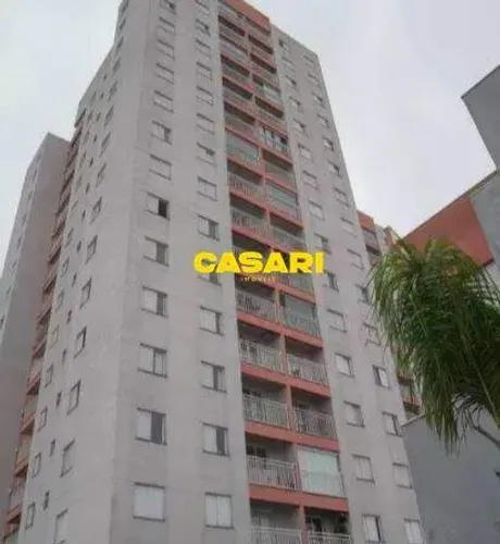 Apartamento 3 quartos, Sala e Sacada, 1 vaga livre, 58m2- Condominio com piscina, Vila Luz