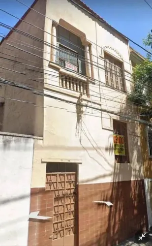 Casa à Venda em São Domingos | Localização Estratégica em Niterói