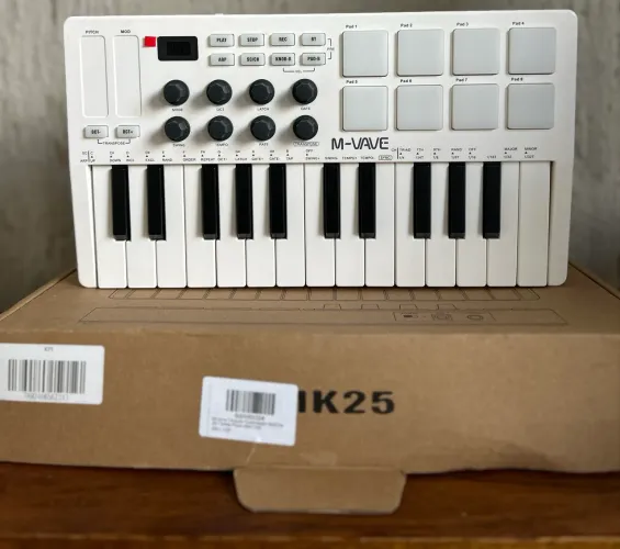 Teclado MIDI SMK-25