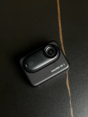 INSTA360 GO 3 - COMO NOVA! ULTRA LEVE ? 2.7K  ? COMPLETA