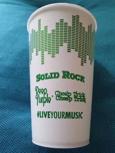 Copo show solid rock deep purple cheap trick 