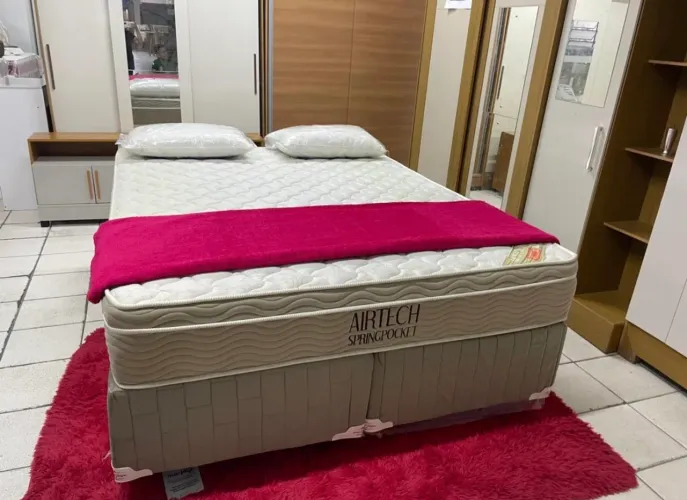 Cama Queen Ortobom mola ensacada com 2 Travesseiros de brinde 