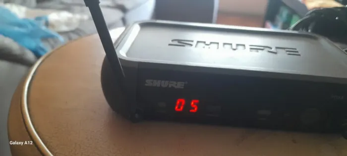 Base Microfone Sem Fio Shure Modelo PGX4