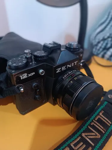 Câmera Russa Zenit 12 xp (filme), raridade de colecionador, funcionamento todo OK