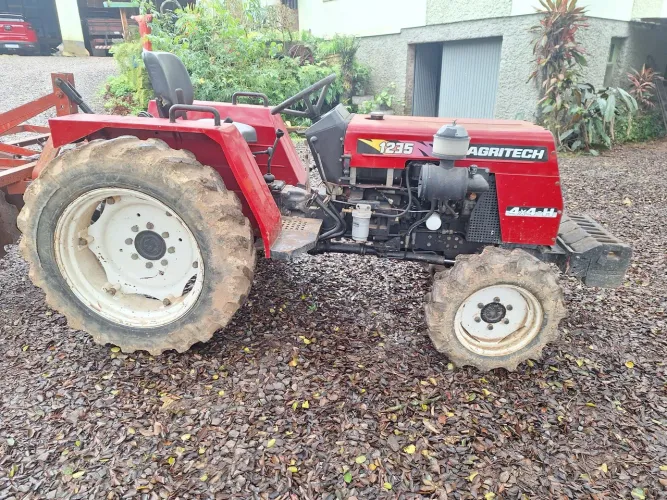 Trator yanmar 1235  4x4 
