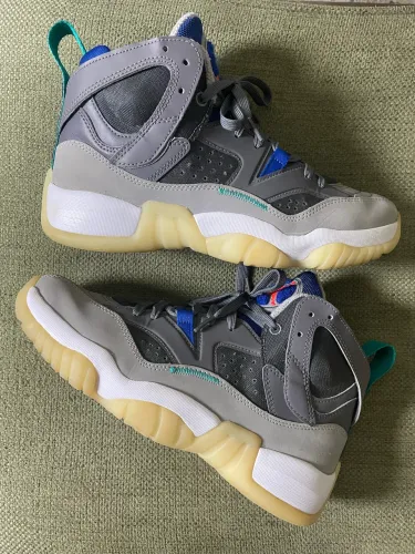 Tênis Jordan Jumpman Two Trey