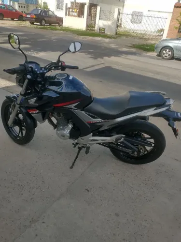 Vendo CB twister impecável fone *