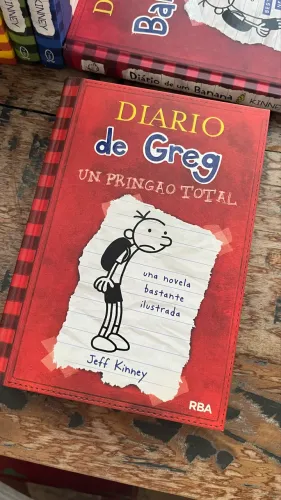 [LIVROS] - Diário de um Banana vol. 4 + vol. 1 em espanhol 