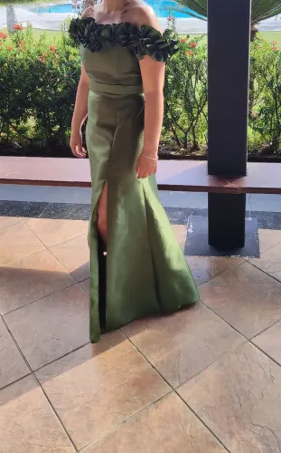 Vestido de festa verde oliva madrinha formatura
