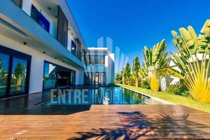 Casa a venda no Condomínio Mont Blanc Residence, em Campinas-sp