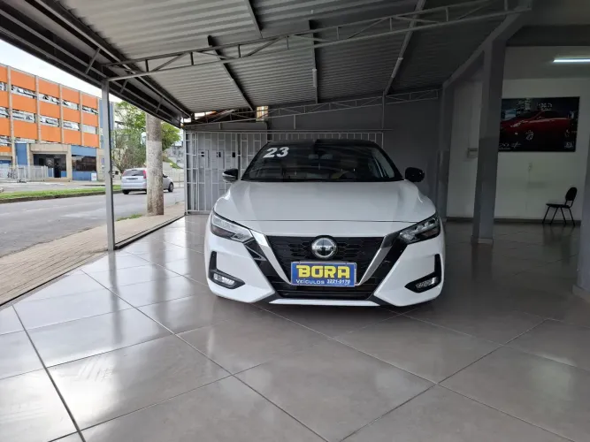Nissan Sentra Exclu. Int. Premium 2.0 16V Aut. 2023