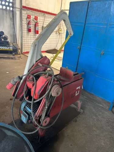 Máquina de Corte de Metal 