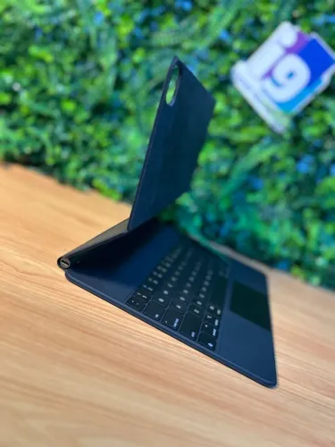 Magic Keyboard   12.9? polegadas  A1998 Preto  Com Touch Mouse - SEMINOVO IMPECAVEL