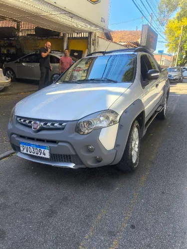 Fiat Strada Adventure 1.8/ 1.8 Locker Flex CE 2015