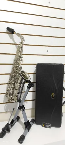 Sax alto shelter niquelado usado revisado completo